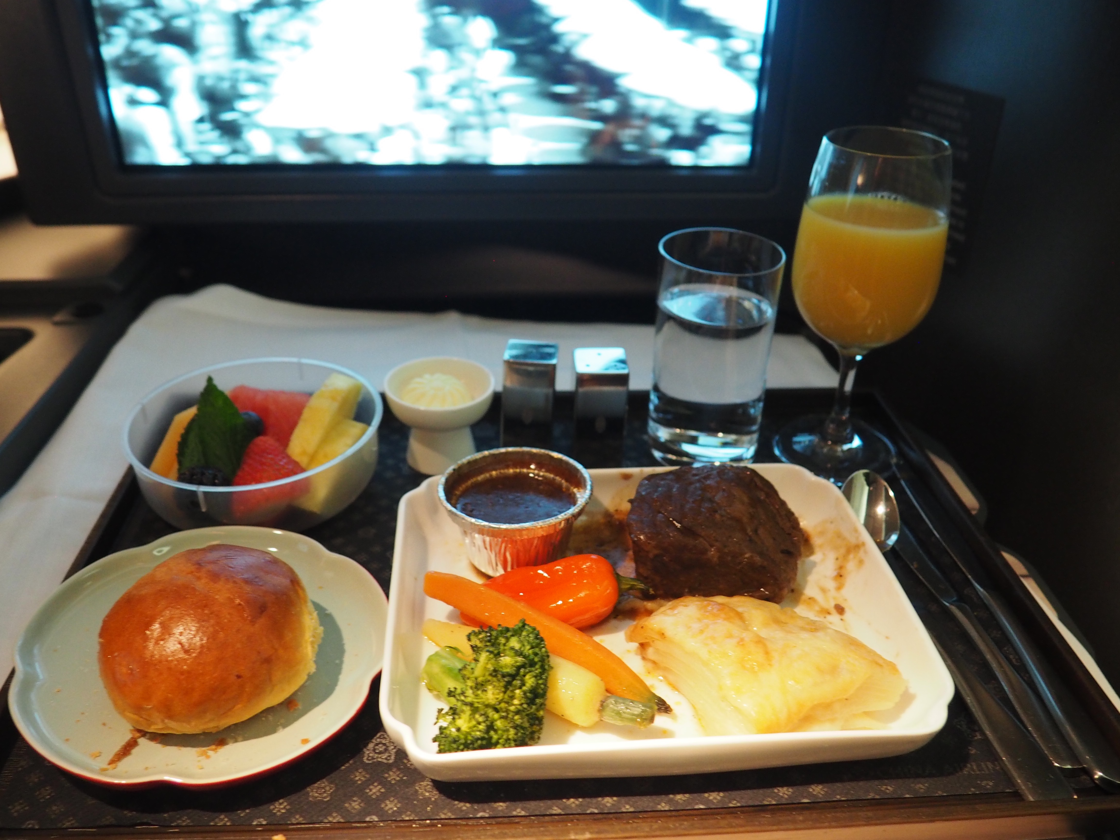 China Airlines first class business class flights travel | Shades of Pinck
