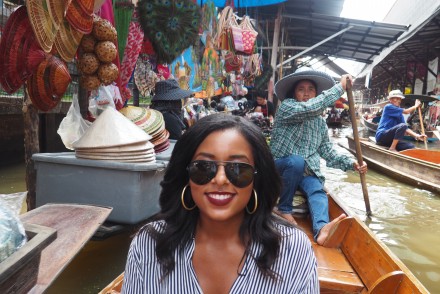 Damnoen Saduak's Floating market Thailand | Shades of Pinck