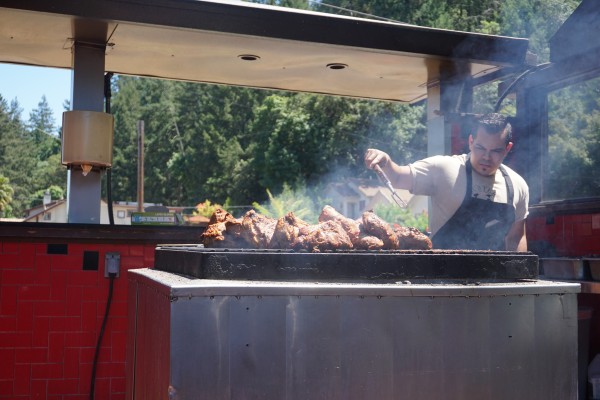 Buster's BBQ Napa // Shades of Pinck