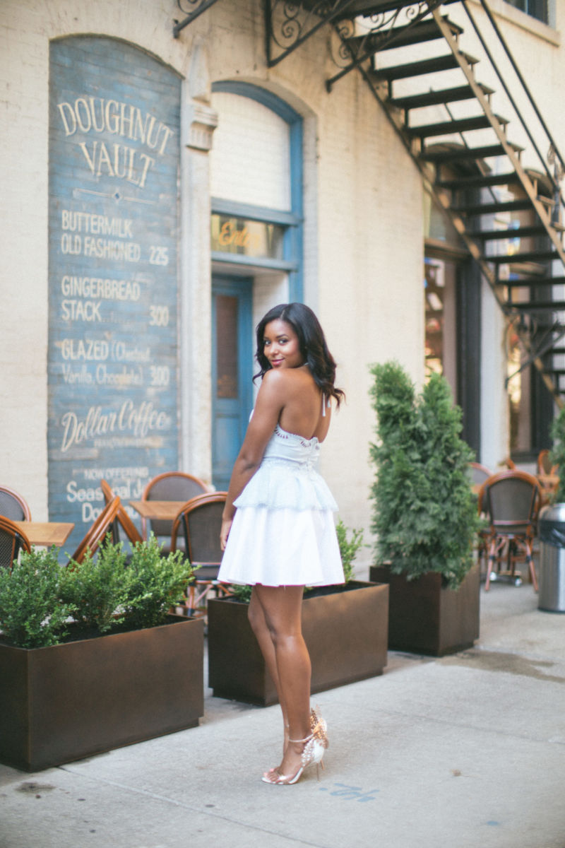 Doughnut Vault Chicago // Shades of Pinck