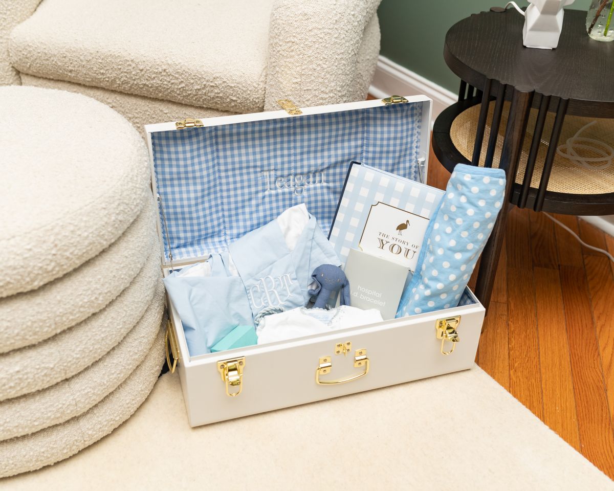 Keepsake Mini Trunk/ Case 