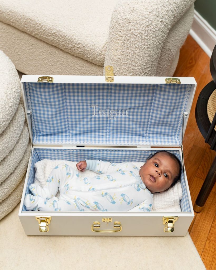 Keepsake Mini Trunk/ Case 